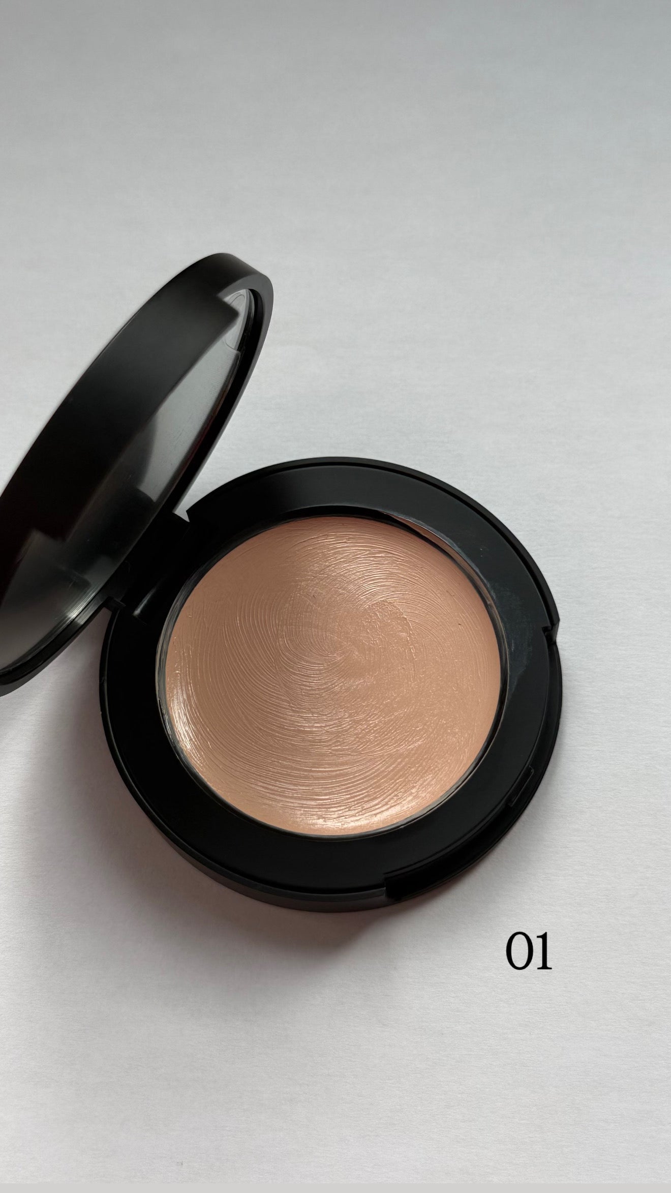 PEPTIDE CREAM CONCEALER, Saint Minerals, 3.5 g